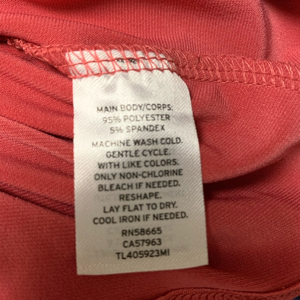 Leith Ruched Side Tee - Picture 4 of 4